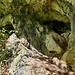 diese Höhle kann durchstiegen werden