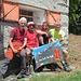 A fine pranzo all’Alpe Pianezza. Da sinistra Giordano, Mario, Fabio, io.