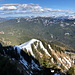 Grünten - Ausblick in etwa östliche Richtung, wo u. a. die Zugspitze zu erahnen ist.