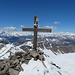 La croce di vetta del Monte Terra Nera.