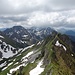 Blick über den Alpiglemäre-Grat auf den weiteren Tourenverlauf
