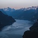 Aussicht auf den Vierwaldstättersee am Morgen