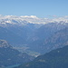 Dalla cima del M.Rotondo verso la Val Chiavenna. A destra dev'essere il Pizzo Stella.