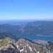 Lago di Como, in basso a destra Mandello del Lario.