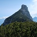 Aufstieg zur Arnplattenspitze: Die Arnplattenspitze vom Weisslehnkopf aus gesehen