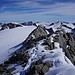 Skidepot und Teil des Gipfelgrats