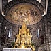Un gioiello di Bellagio, la Chiesa dedicata a San Giacomo. In alto il mosaico che mostra il suo martirio. Una chiesa che ha conservato il suo originale stile romanico. Per chi si reca a Bellagio consiglio vivamente una sua visita, soprattutto se si apprezza questo stile.