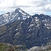Guggernüll & Pizzo Tambo - vom Gipfel des Schollenhorns gesehen.