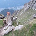Ancora al passaggio chiave, a destra dell'ometto la in fondo si vede l'imbocco del Canalone del Purtun