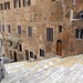 Schöne Treppe zur Piazza San Giovanni in Siena