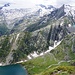 Blick von P.2466 auf den Lago Bianco (unten) und den Lago dei Cavagnöö (oben)