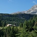 überm Limojoch zeigt sich schon winzig die Ciampestrinspitze