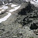 Der Abstieg vom Gipfelplateau über den Westgrat Richtung Fuorcla Suvretta