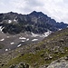 ehemaliger Gleirschferner vor der Grubenwand