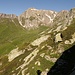 der ins Bild gerutschte Fotograf hält sein 1. Ziel für immer fest, den Col de St Rhemy (der grüne Hang bzw dessen Kante, linke obere Seite)