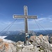 Schönes Kreuz, schönes Wetter und (fast) nix los am Gipfel ... so gefällt uns das!