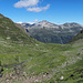 Blick das Val Torta hinunter zu Pizzo Lucendro