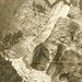 Felssturz am Gspaltenberg im Jahre 1941: In 2 Stürzen donnerten am 23.7.und am 28.7.1941 je ca. 300'000 m3 Felsmaterial ins Tal und hinterliessen eine weithin sichtbare Wunde. Der Weiler Ragnatsch war ernsthaft bedroht. Augenzeugen berichten, dass nach den beiden Felsstürzen das ganze Seeztal von Sargans bis Walenstadt während Stunden in dichte Staubwolken gehüllt war. Seither ist es ruhig am Gspaltenberg.