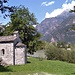 Il Tempietto di San Fedelino è meta ambita da parte di molti escursionisti.
