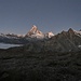 Il Cervino e la Dent d'Herens alle prime luci dell'alba.