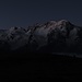 Un primo debole chiarore, manca poco all'alba.