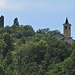 Il castello e la chiesa parrocchiale di Brissogne.
