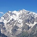 Die gewaltige Ostwand des Monte Rosa, die höchste Wand der Alpen. Zuoberst auf der Signalkuppe befindet sich die im Aug. 1893 eröffnete Cap. Regina Margherita 4554m. 