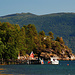 Schöne Lage am Wasser