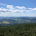 Děčínský Sněžník - Ausblick vom Aussichtsturm in etwa südliche Richtung. Zu sehen ist u. a. das Städtchen Jílové (Eulau).