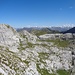 Erster Schnee im Jahr: da kam dann auch der kalte Wind in der letzten Länge her... Blick auf Gruobenflüeli (da wohnt der Butz) und Silvretta im Hintergrund