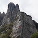 Die Felsen beginnen.