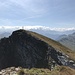 Blick vom Nordgipfel auf das Kreuz