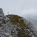 Croce e ometto in cima al M.Ferrante.