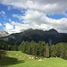 Blick zur Bernina-Gruppe, der Piz Palü in den Wolken.