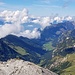 Tiefblick ins Valünatal und zur Alp Gritsch