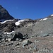 Im Kessel vor dem Passo Collerin. Dort geht es entweder das Moränengeröll oder die Gletscherschliffplatten hinauf. 