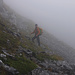 Zustieg im Nebel von der Scheidegg hinauf zum Grimmigrat (Nordostgrat) wo das Abenteuer Hinderi Spillgerte beginnt.