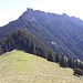 Drei Schwestern, davor die Sattelspitze