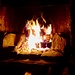 Am abendlichen Feuer im Rifugio Ribia.
