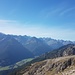 Am Grat gibt es schon schöne Ausblicke. 
