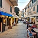 <b>Nelle animate vie di Capoliveri.</b>