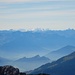 Im Zoom: Die Bernina, ca. 100  Kilometer weit im Süden.