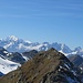 Zoomaufnahme Richtung Mont Blanc-Gruppe; im Vordergrund der höchste Gipfel der Pointes des Autans