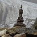 Buddhastatue vor dem Taschachferner