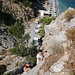 zupacken hoch überm Strand