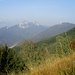 Salendo verso il Monte Pesora : panoramica