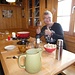 ... zum ersten: empfing uns eine warme Hütte (Heizung) zum zweiten ein feines Fondue und last but not laest, wir waren allein auf der Hütte.<br />Nur das mit dem Sonnenuntergang wurde dann definitiv nichts
