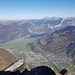 Näfels und Mollis breiten sich im Tal aus