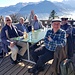 Posieren beim Mittagessen