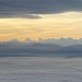 Nun ist die Unterseite der Wolken nicht mehr von der Sonne beleuchtet. Zoom zu den Berner Grössen.<br /><br /><br />